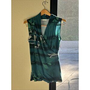 Cabi Medium Sleeveless Green Plant Pattern Top